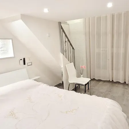 Dimora Stella Del Vespro Appartement Manfredoine